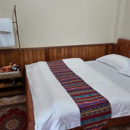 Lien Huong 145A Hotel Ha Giang Exterior photo