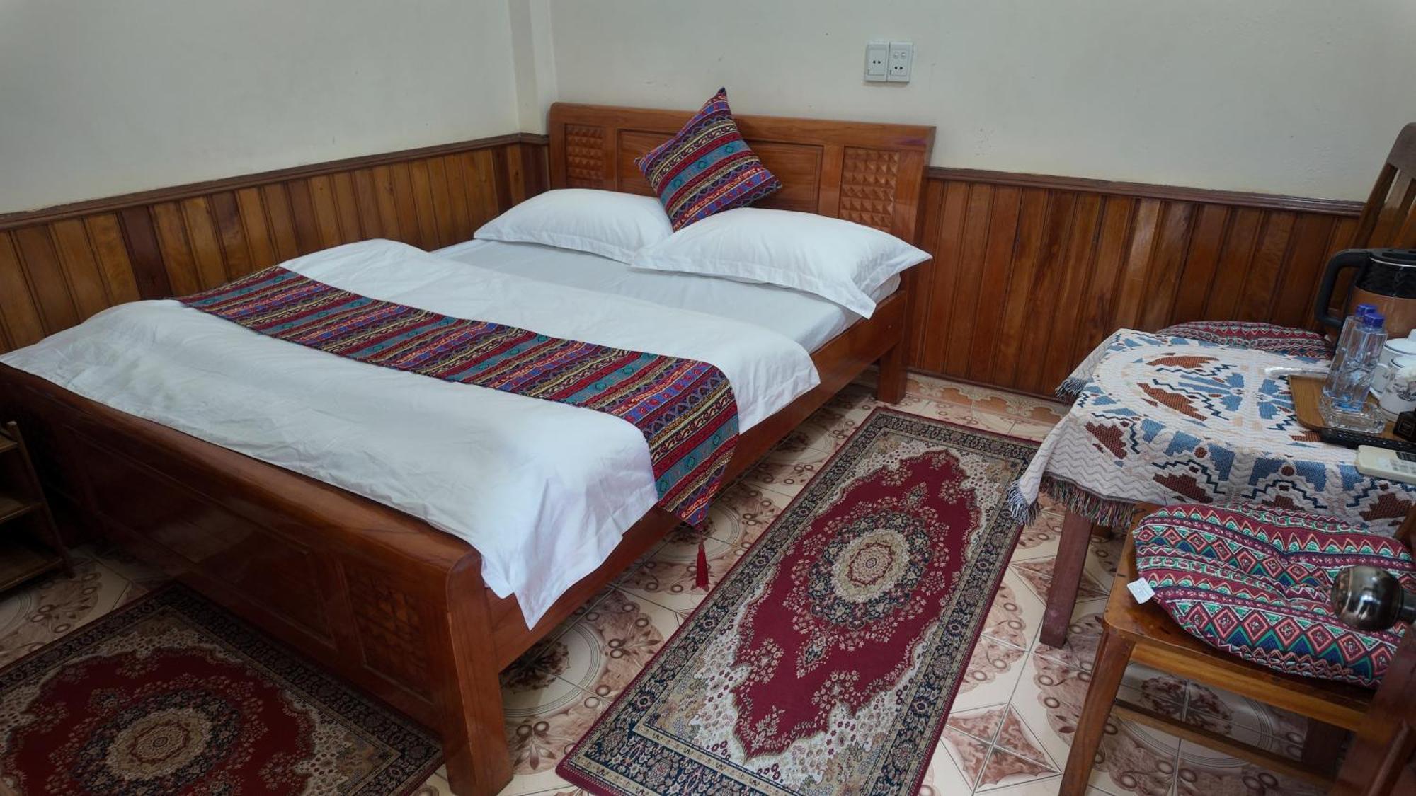 Lien Huong 145A Hotel Ha Giang Exterior photo